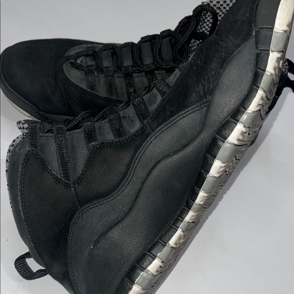 Jordan Black and Gray High-Top Sneakers - Picture 4 of 12